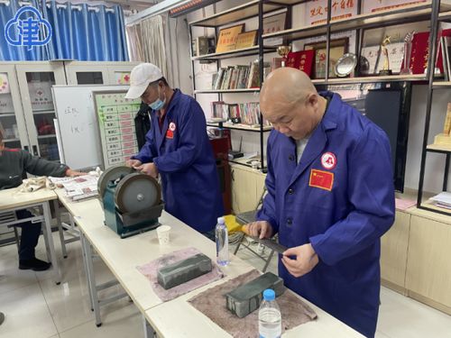 黨旗紅 引領 志愿紅 社區便民服務日拉近黨群 心 距離